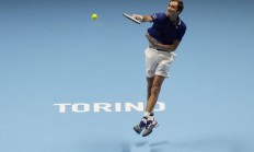 开云体育官网-世界网球队鏖战美国网球队，梅德韦杰夫爆发神勇的简单介绍