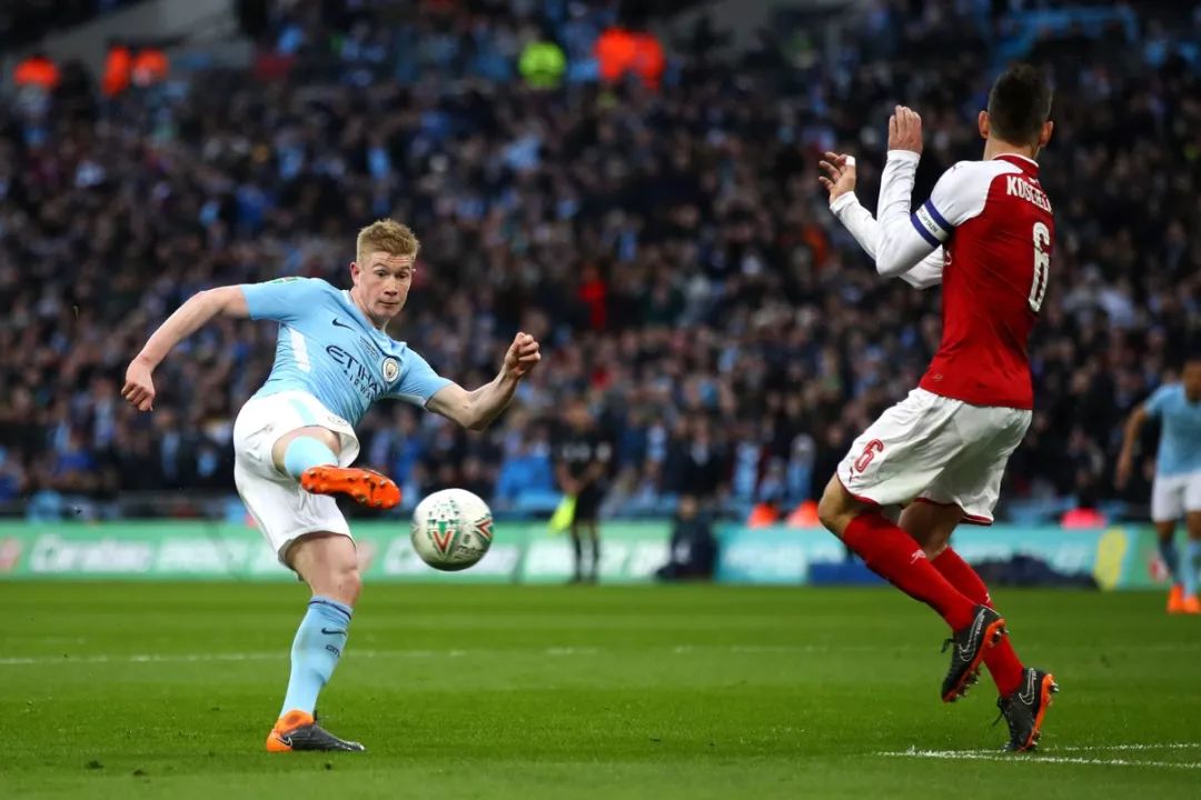 包含英格兰绝杀土耳其，阿奎罗高光表现的词条