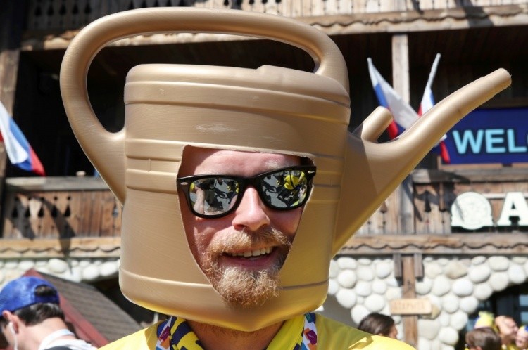 斯洛伐克与瑞典擦出火花，比赛惊心动魄