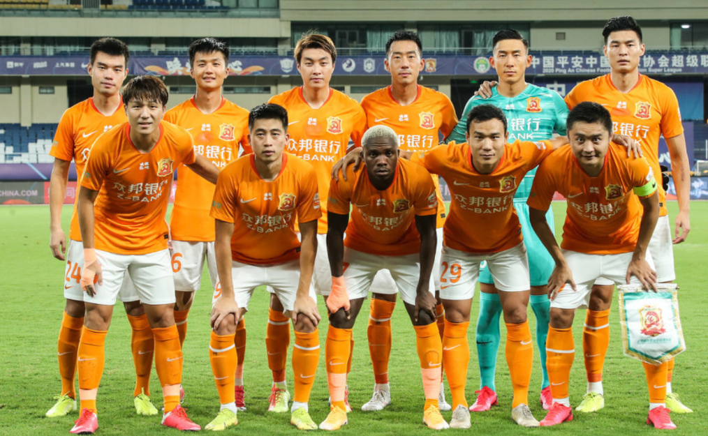 大连人客场负于武汉卓尔，遭遇两连败的简单介绍