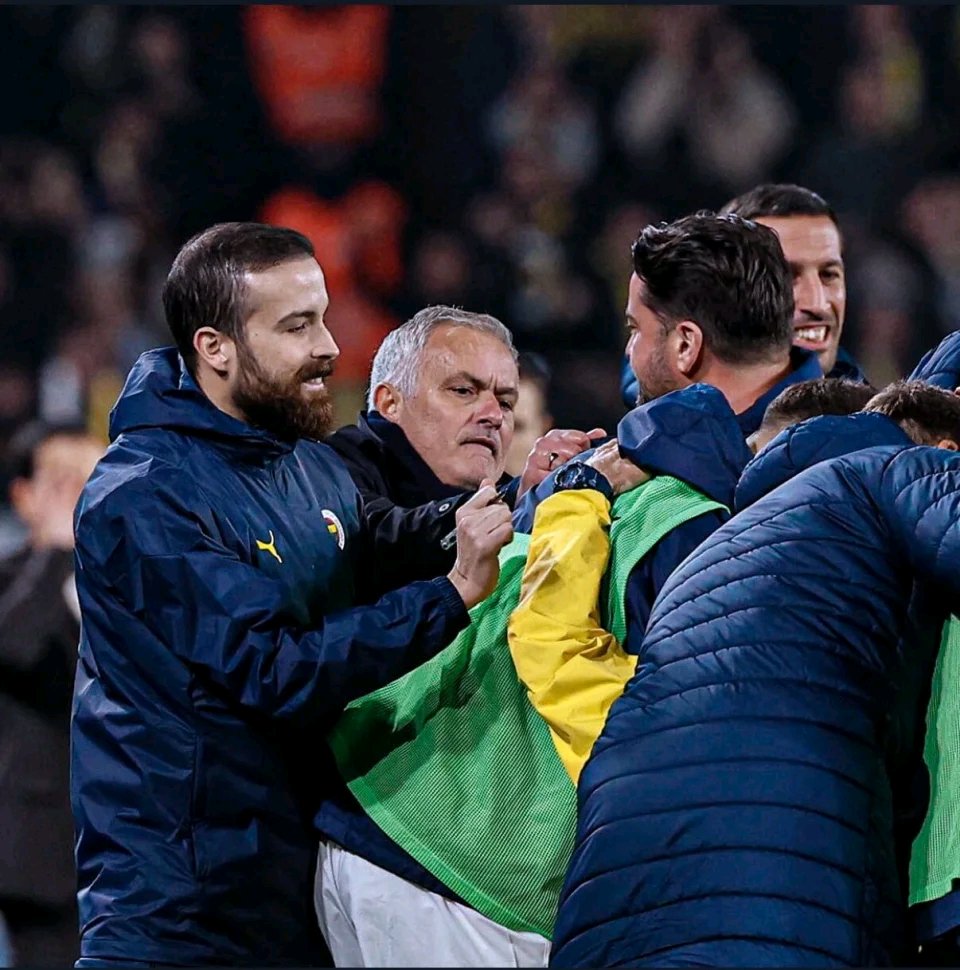 关于穆里尼奥批评裁判判罚,热刺遭遇不公对待的信息 关于穆里尼奥批评裁判判罚,热刺遭遇不公对待的信息