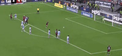 包含汉堡取胜门兴格拉德巴赫：德国足球超级联赛动态的词条