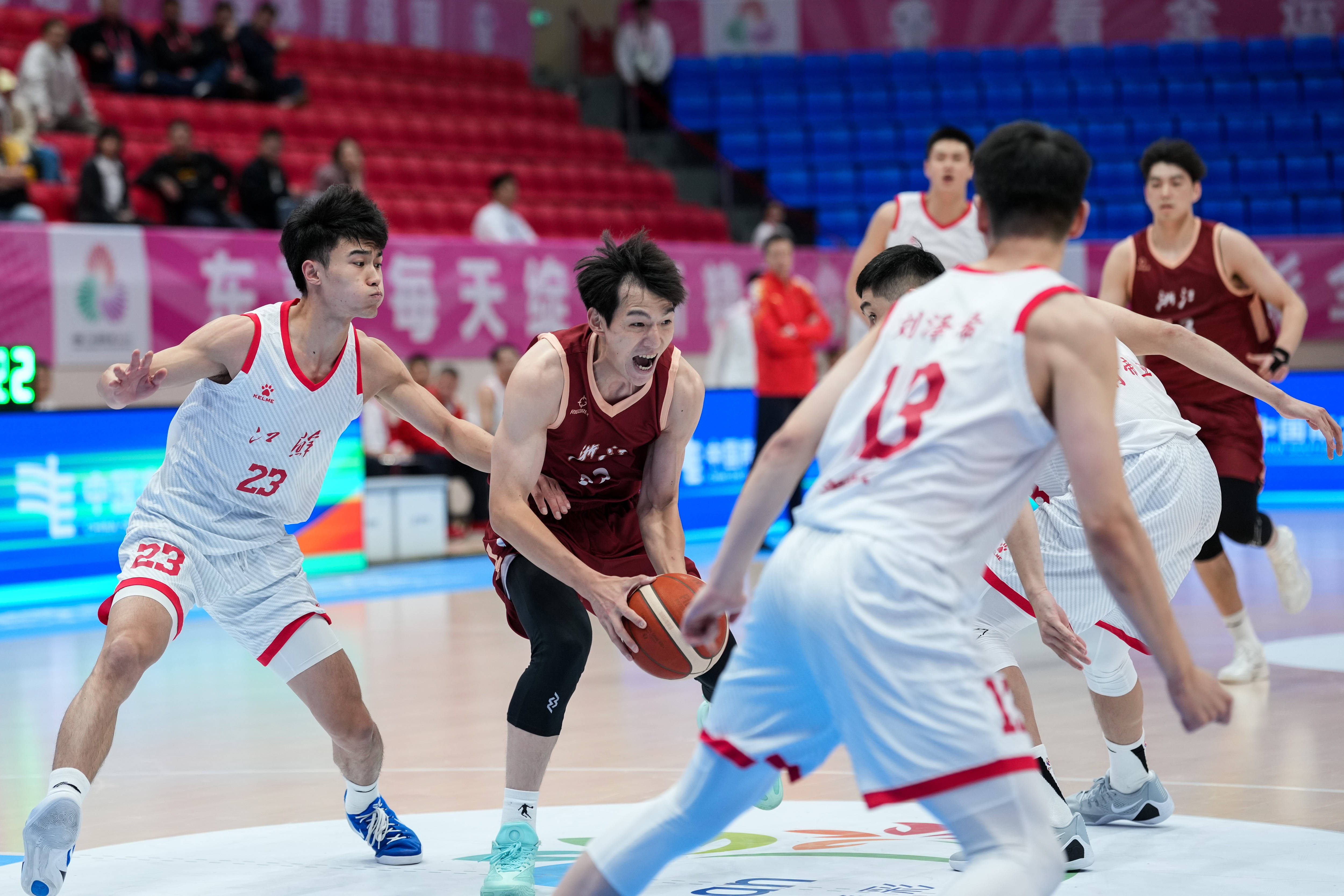 关于新华社：不要忘记粤男篮的拼搏的信息