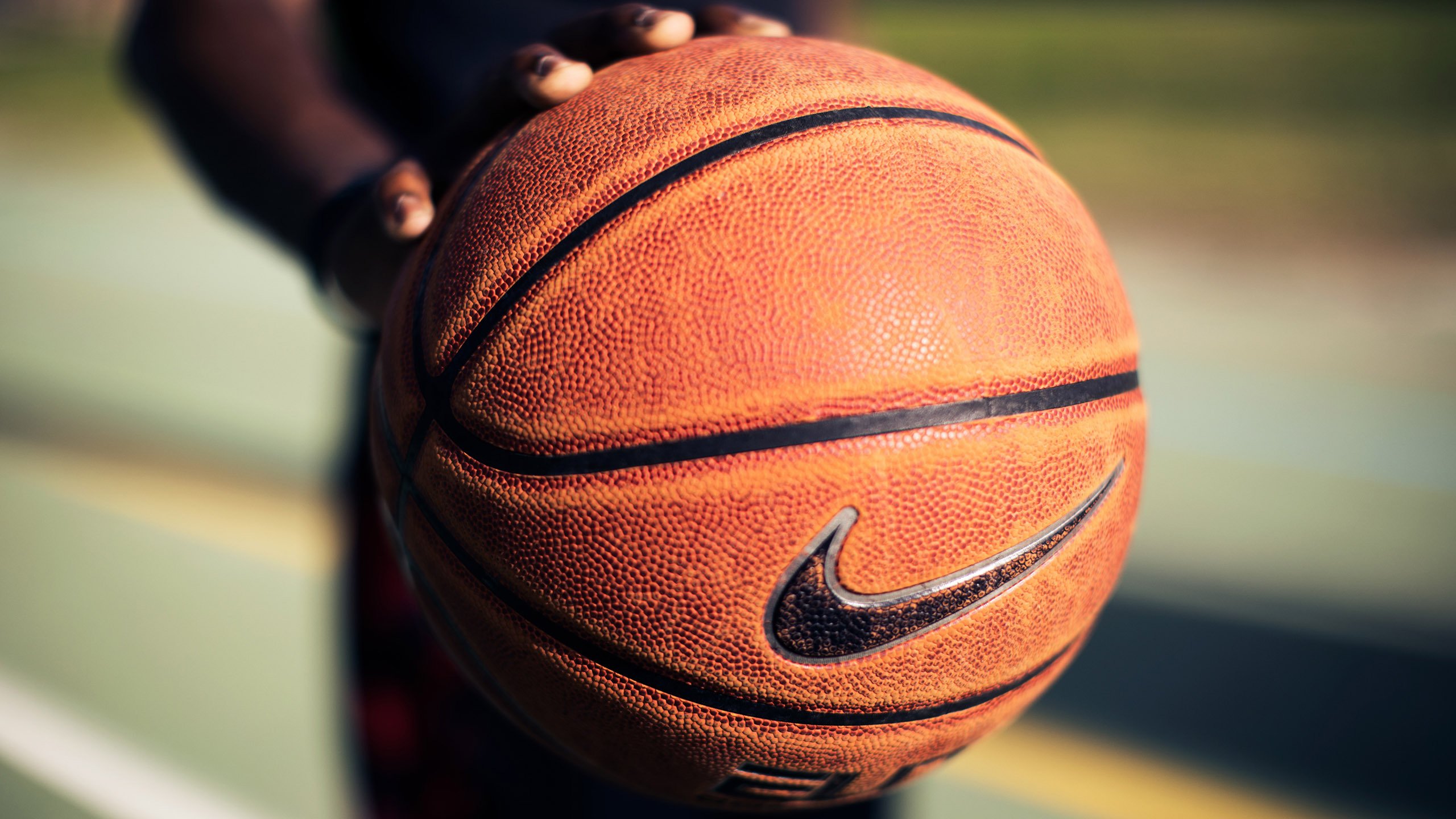 1.太阳风暴封锁印城，当F1的极限速度，撞上NBA的钢铁防线（跨界对比，突出封锁）